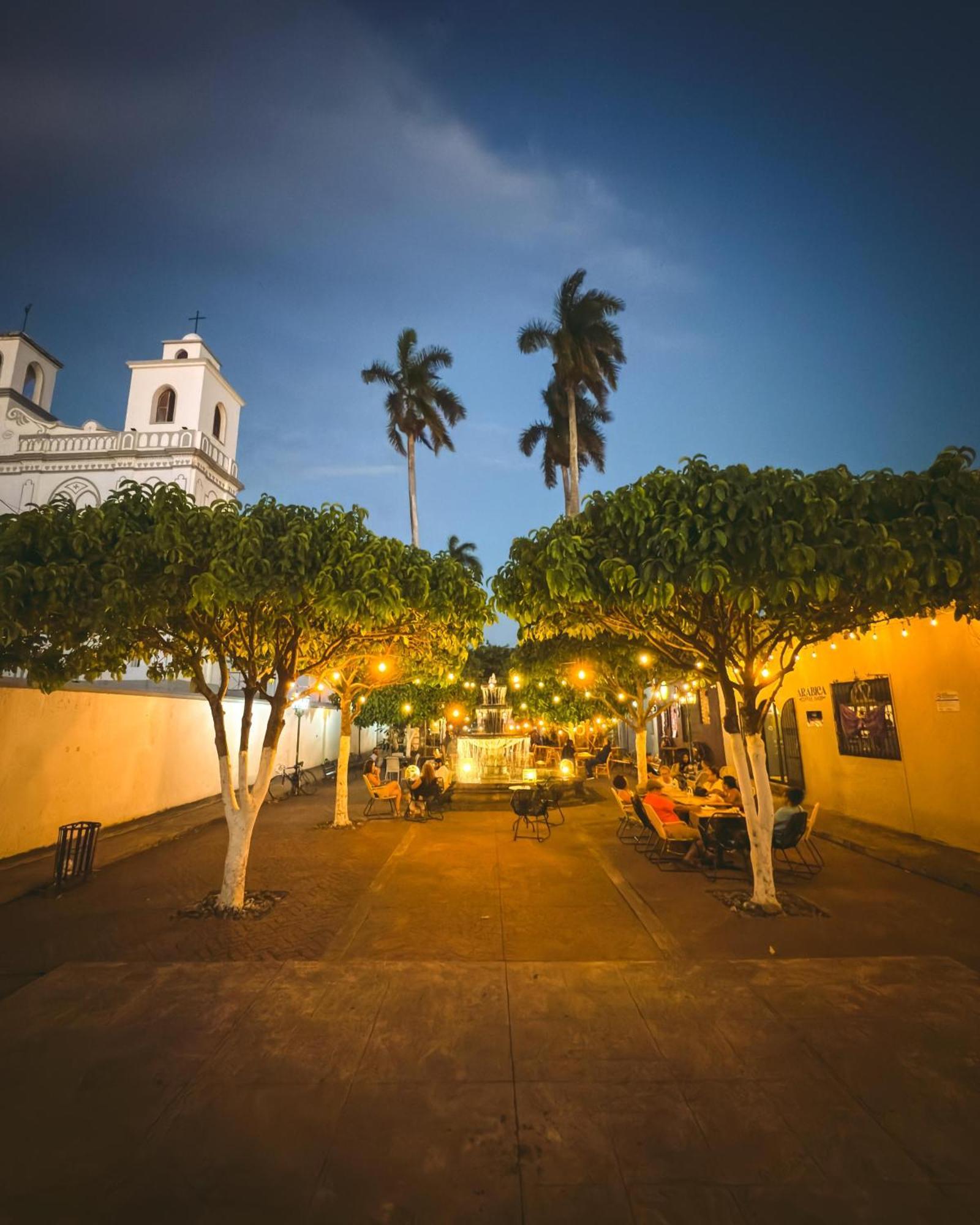 La Casa De Mamapan Hotel Colonial Ahuachapán Eksteriør billede